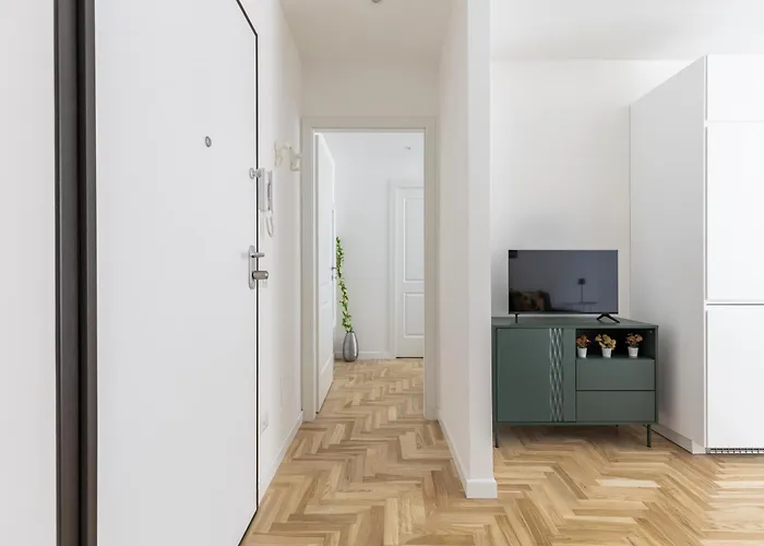 Hostly-the Montebello Suite-near Trevi