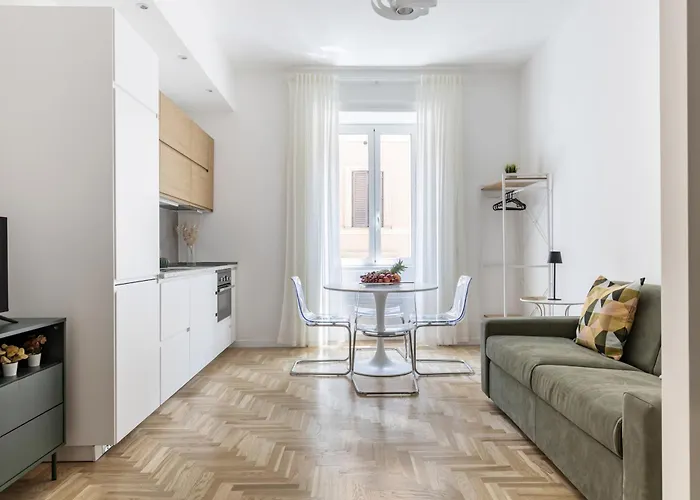 Hostly-the Montebello Suite-near Trevi דירה